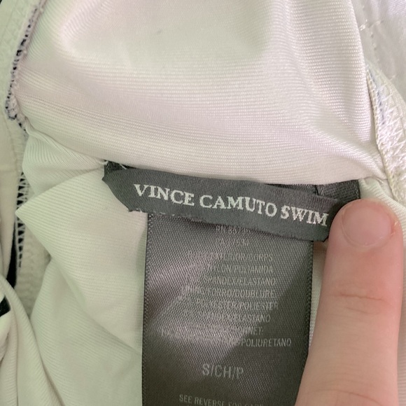 Black & White Stripped Vince Camuto 2 Piece Bathing Suit w/ Adjustable Strap - Picture 8 of 10